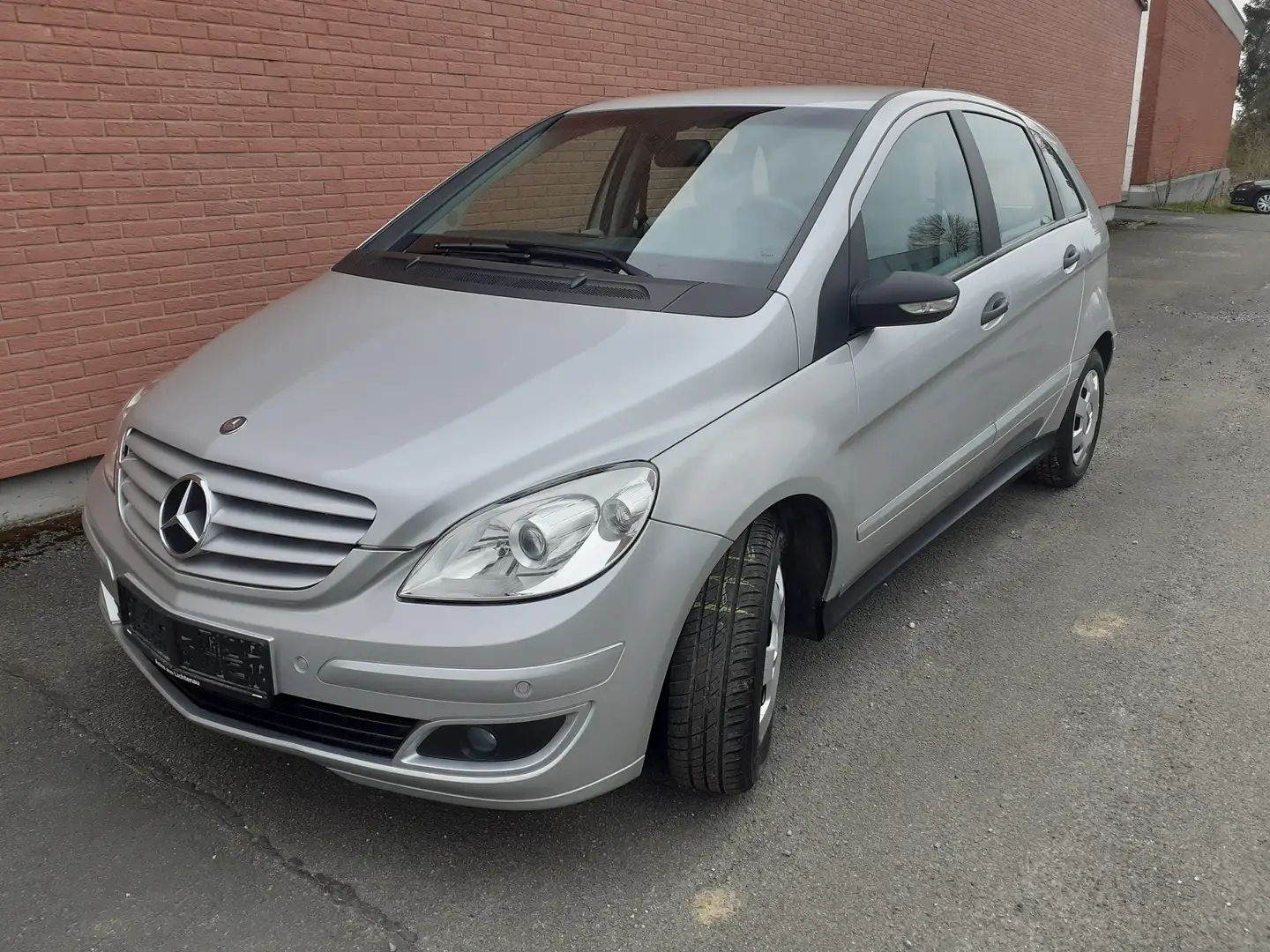 Mercedes-Benz B 170 B 170 Automatik Grau - 1