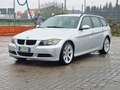 BMW 320 320d Touring Attiva - thumbnail 2