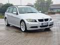 BMW 320 320d Touring Attiva - thumbnail 1