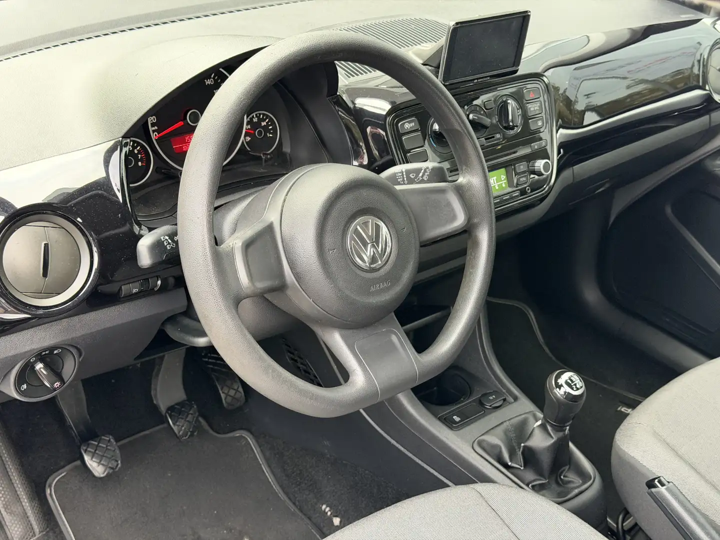 Volkswagen up! 1.0 move up! BlueMotion | Org NL | 1ste eigenaar | Gris - 2