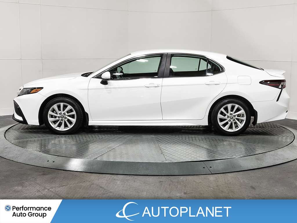 2024 Toyota Camry Sedan