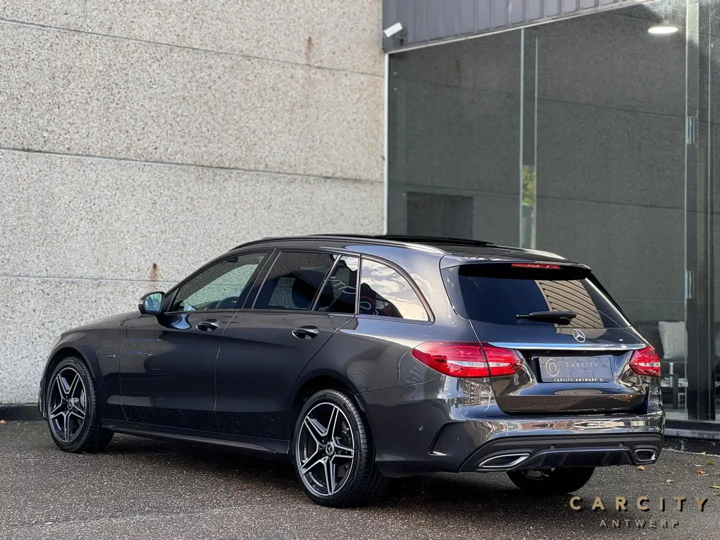 Mercedes-Benz C 300 C 300 de T AMG Line | BURMESTER | PANO | 360° | Grijs - 2