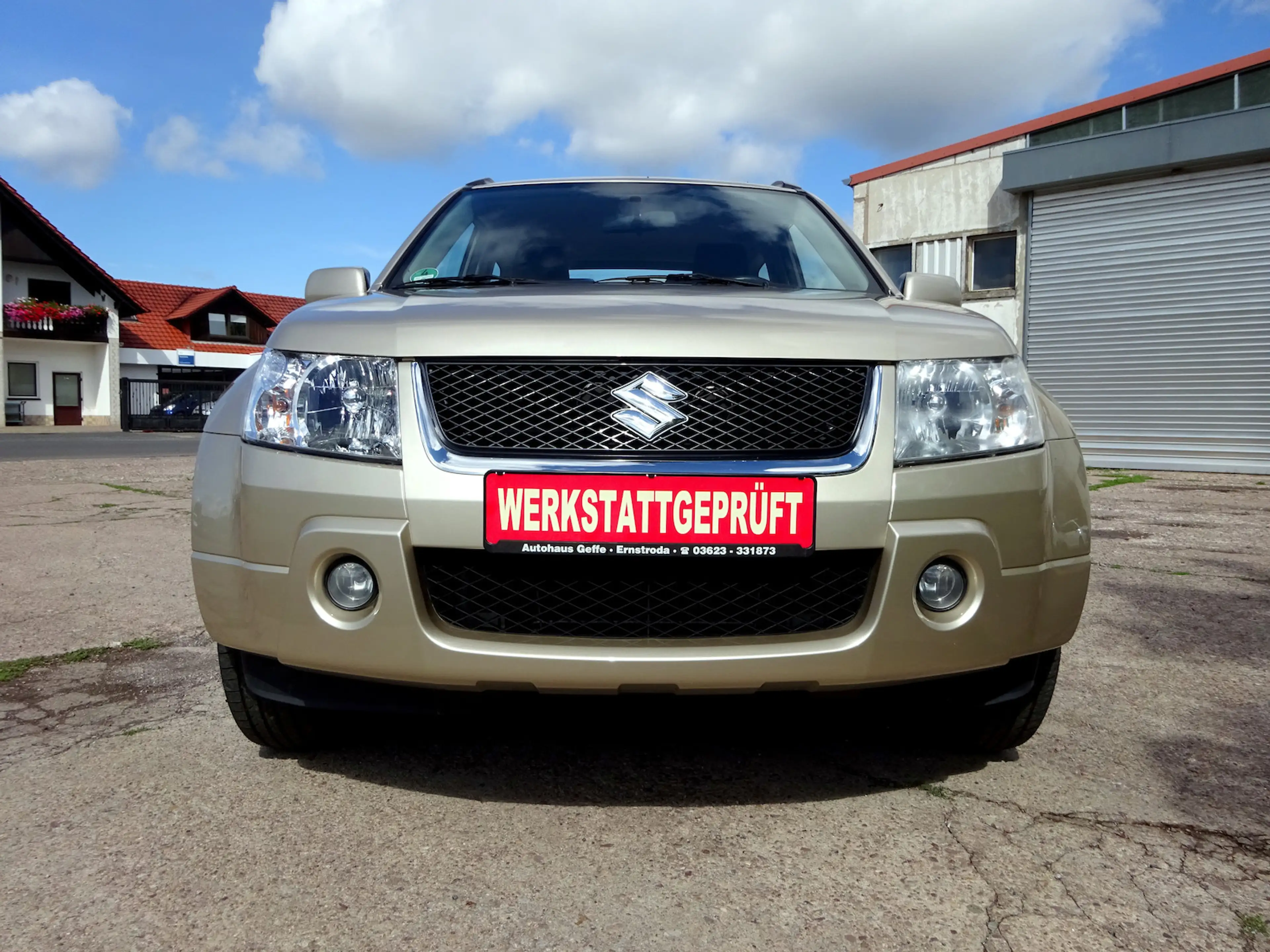 Suzuki Grand Vitara 1.6 4x4 Club KLIMAAUTOMATIK ALU NS — photo 2