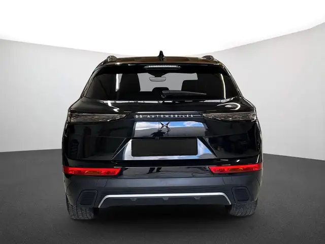 DS Automobiles DS 7 Crossback view 4