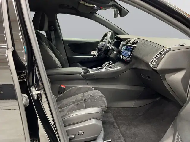 DS Automobiles DS 7 Crossback view 12
