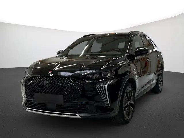 DS Automobiles DS 7 Crossback view 2