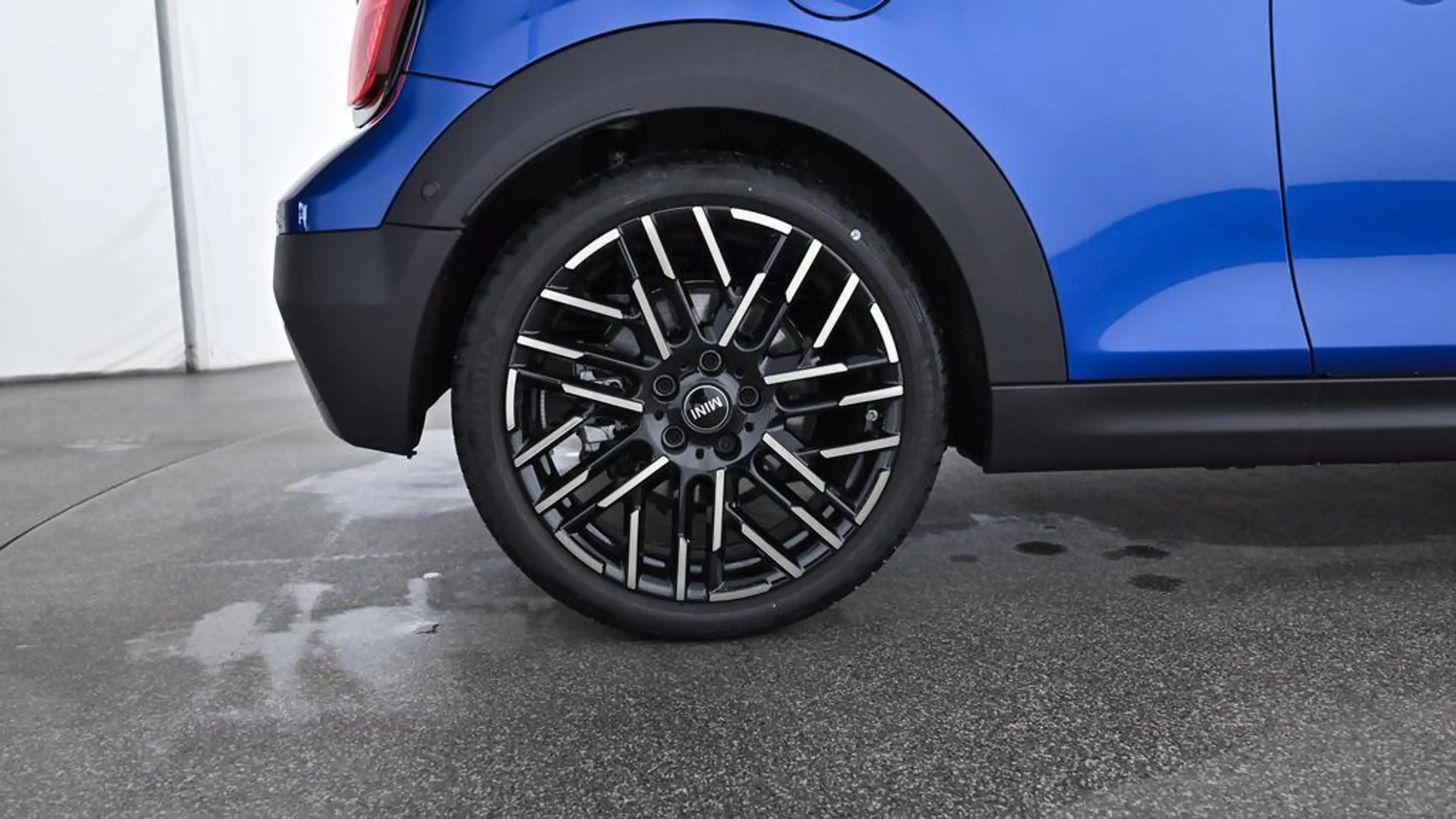 MINI Cooper S Cabrio Favoured Trim — photo 12