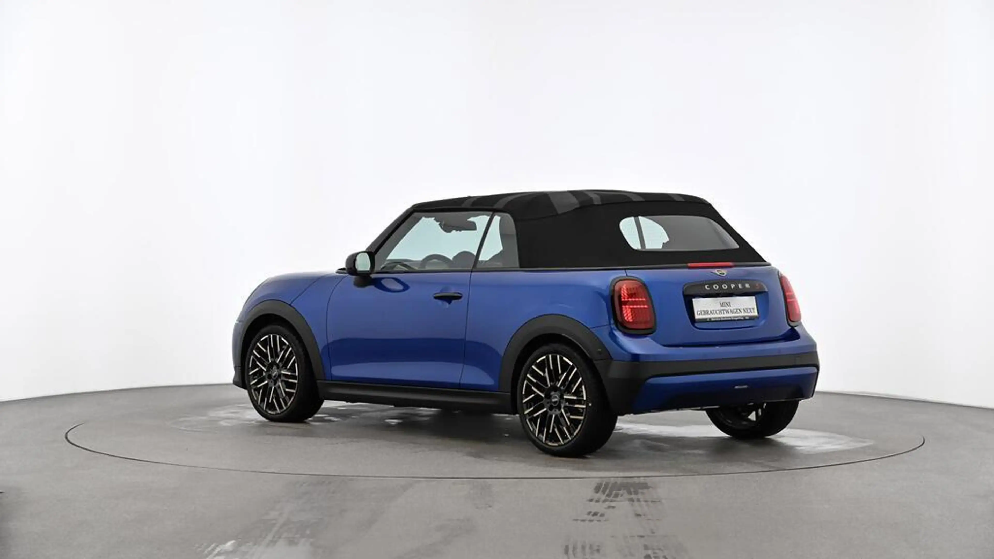 MINI Cooper S Cabrio Favoured Trim — photo 6