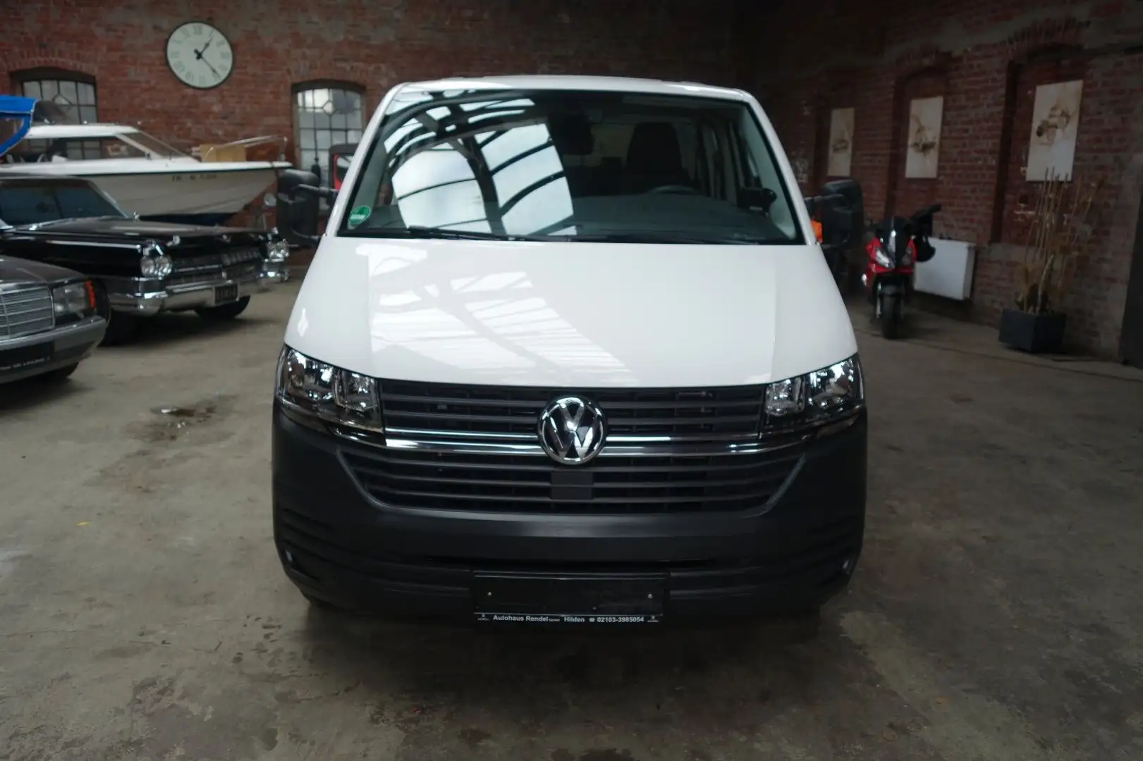 Volkswagen T6 Transporter T6  Pritsche Doka P+S KlimaNaviAHKTüvServiceNeu Weiß - 2
