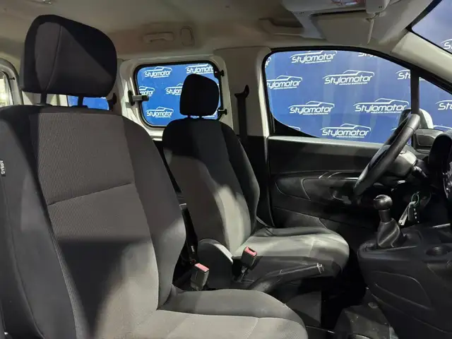Citroen Berlingo view 16