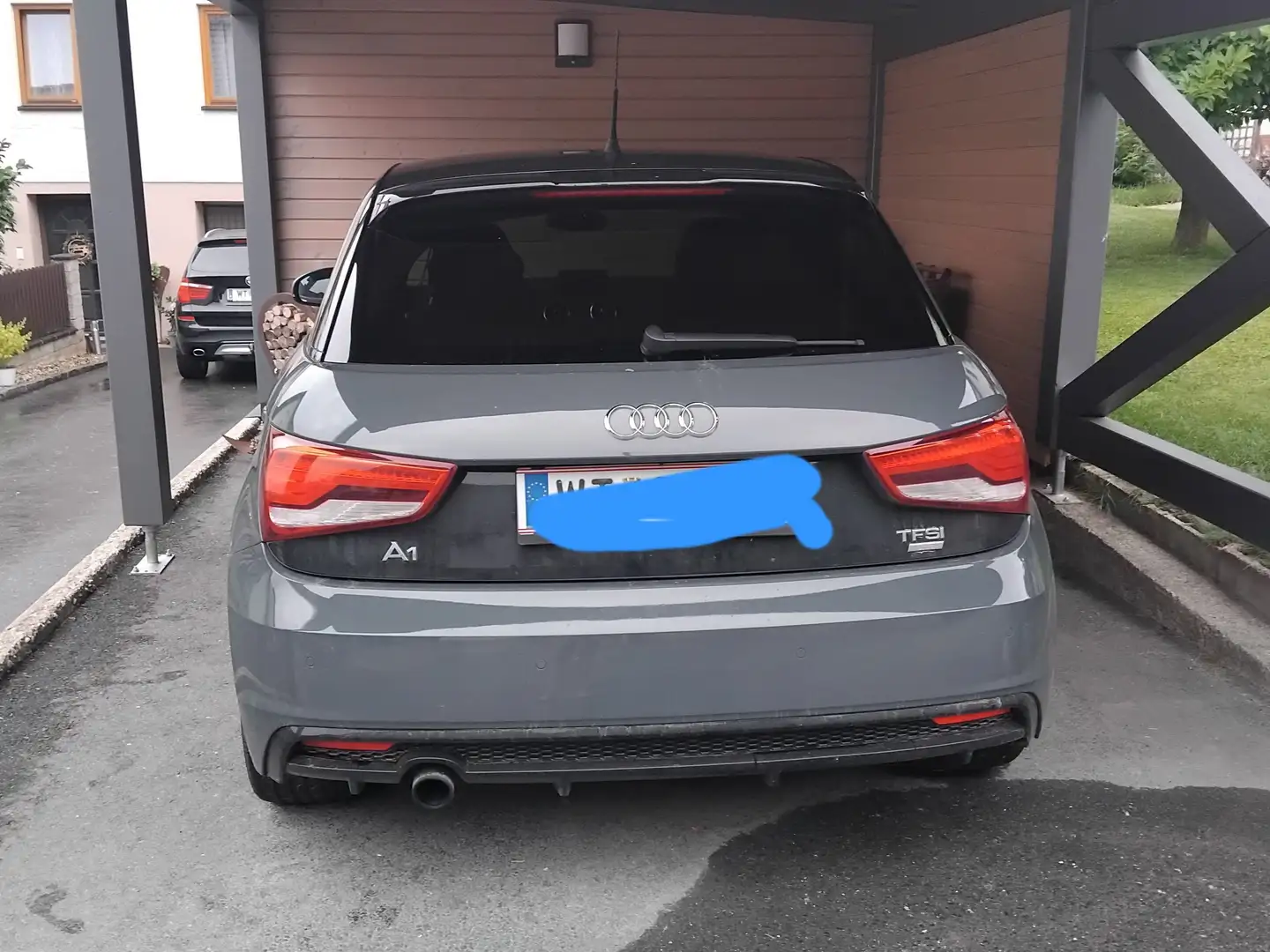Audi A1 Sportback  S line TFSI Grau - 2