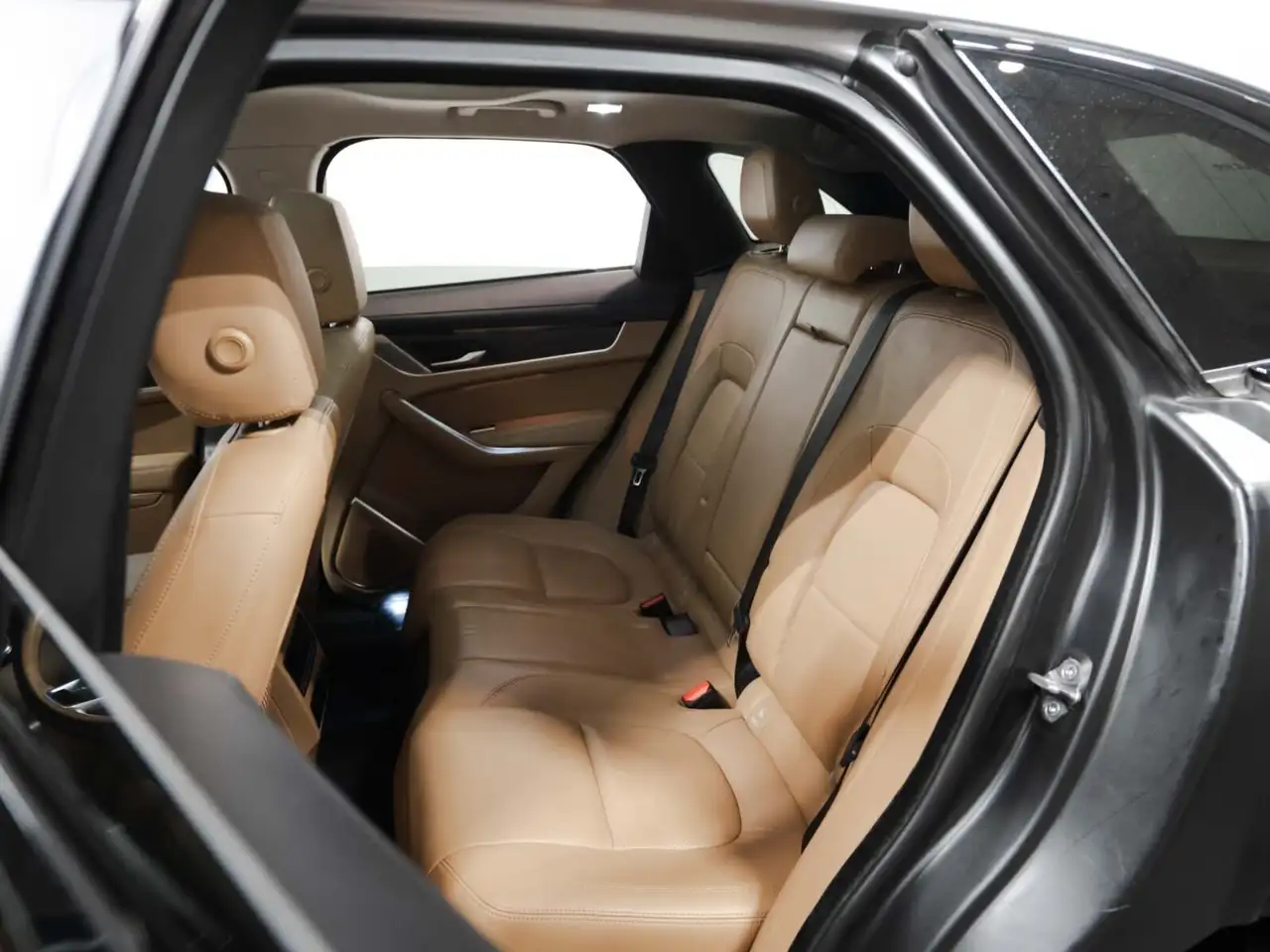 Jaguar F-Pace снимка Jaguar F-Pace