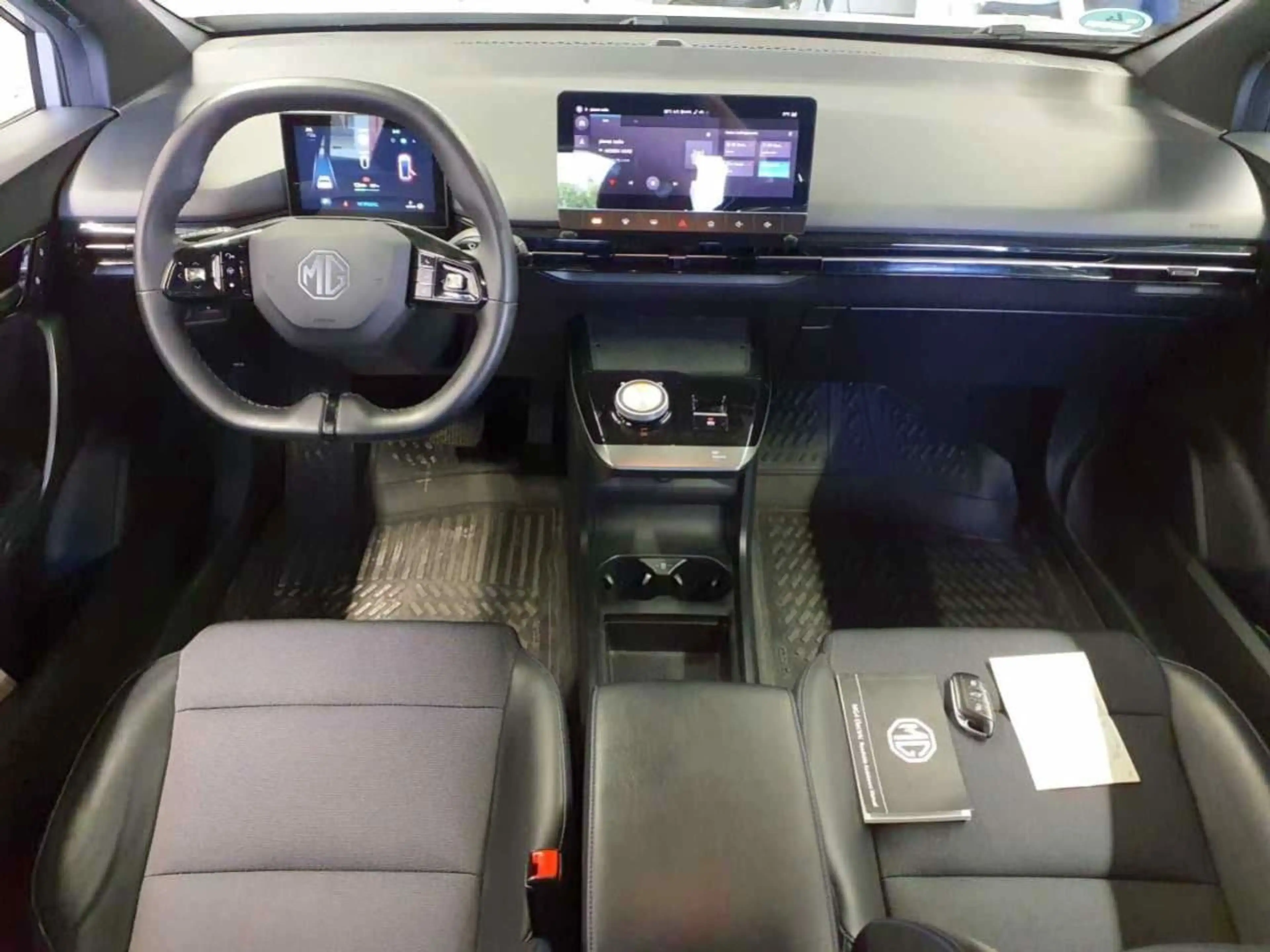 MG MG4 150 kW Luxury 64 kWh 360° ACC BLIS LED Lane AUT Kl — photo 6