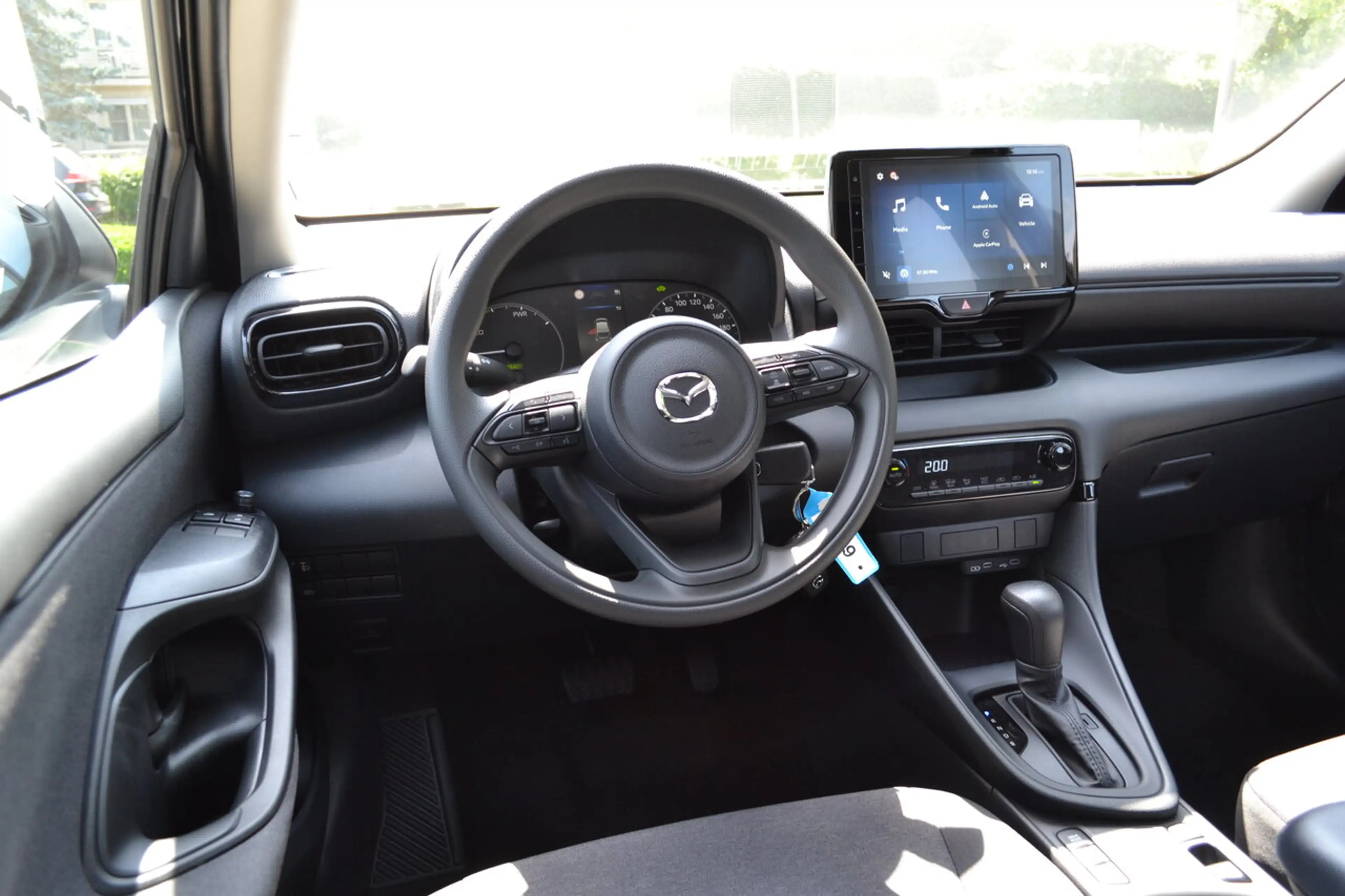 Mazda 2 Full Hybrid - Prime Line - ONE DAY — photo 7