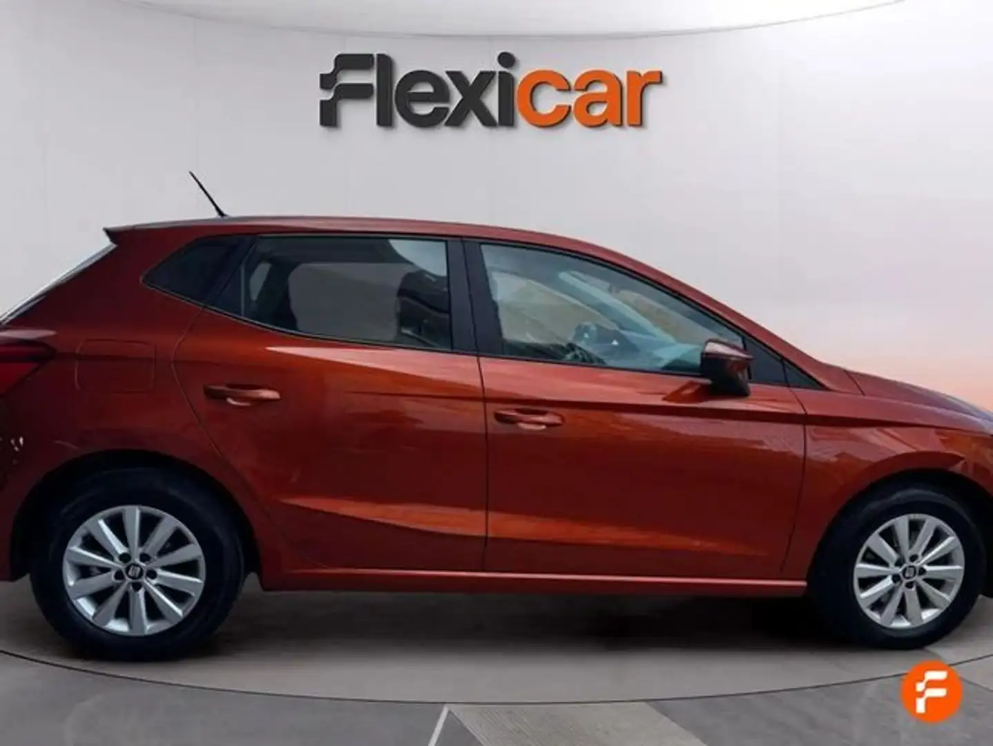 SEAT Ibiza 1.0 TSI S&S Style 85kW Naranja - 2