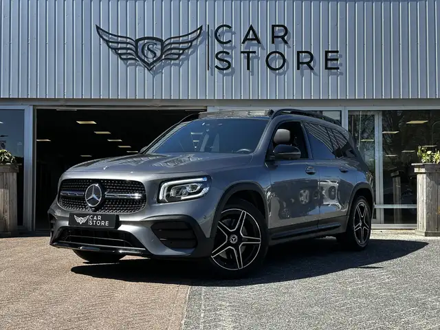 Mercedes-Benz GLB 250