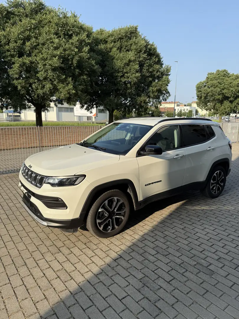 Jeep Compass E-Hybrid MHEV Limited 130cv Bianco - 2
