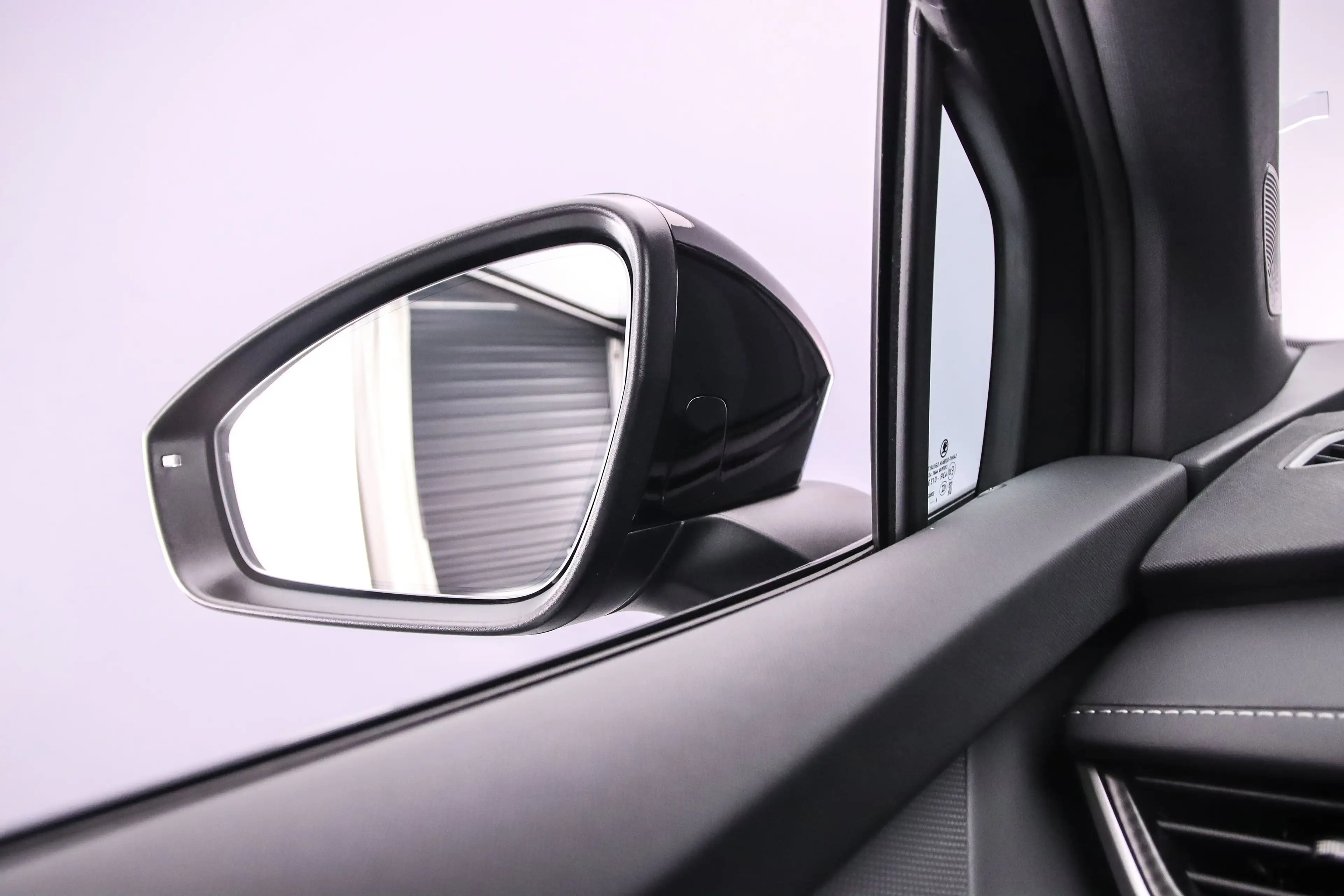 Skoda Elroq Elektromotor 82 kWh 286pk Sportline — photo 12
