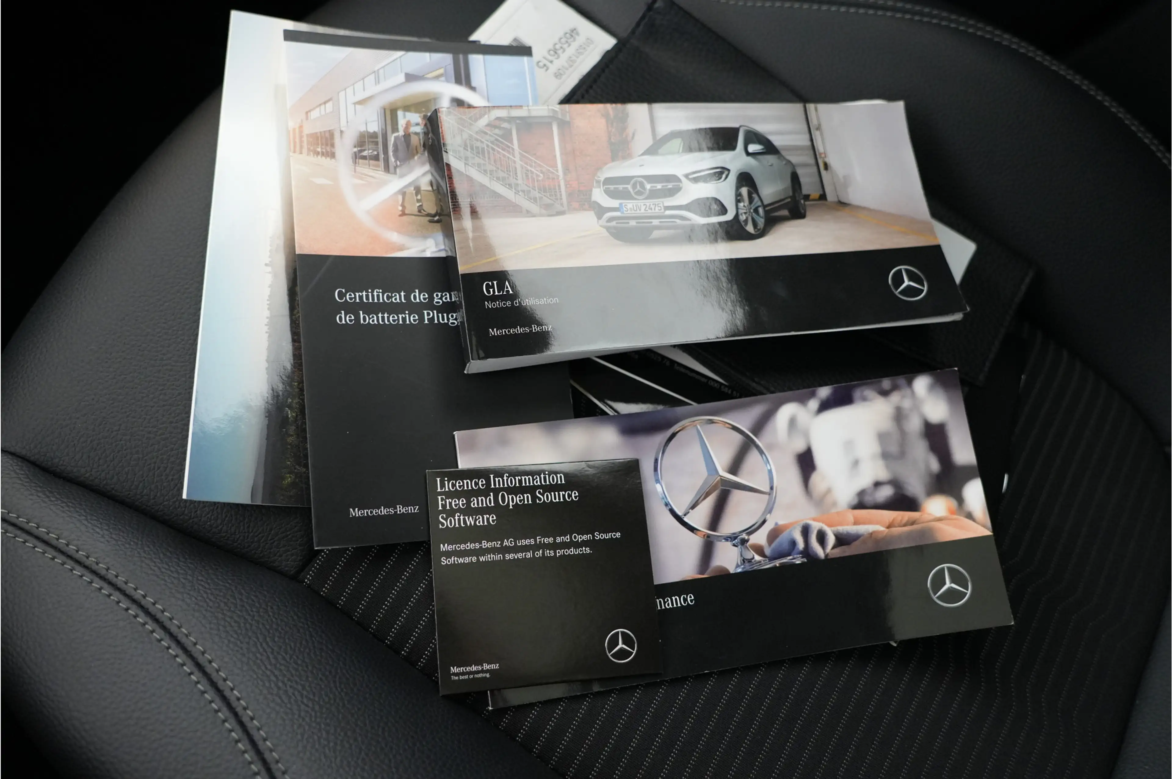Mercedes-Benz GLA 250 e AMG Line | Camera | Pano | Ambient | Digi dash | — photo 26