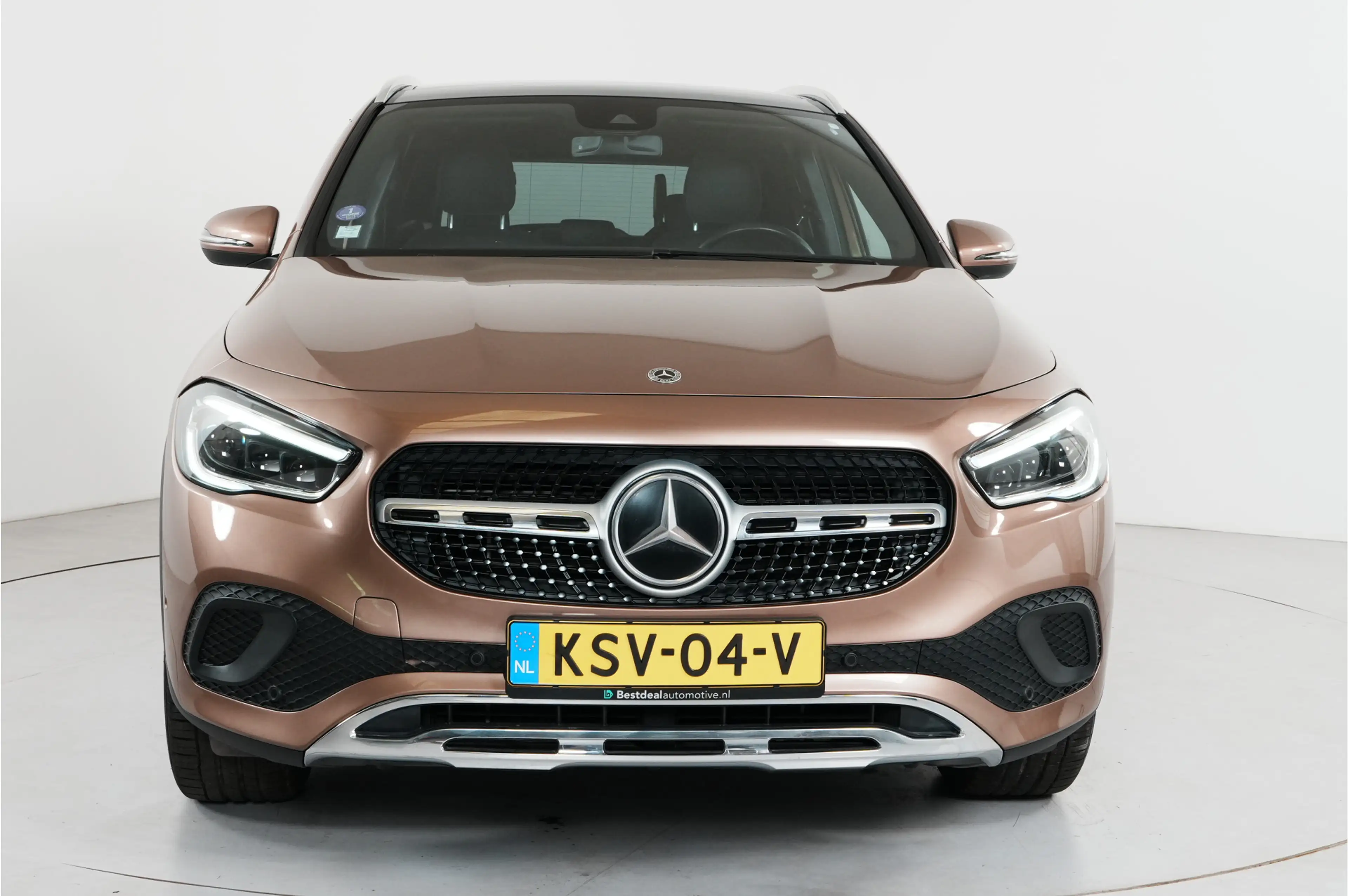 Mercedes-Benz GLA 250 e AMG Line | Camera | Pano | Ambient | Digi dash | — photo 2