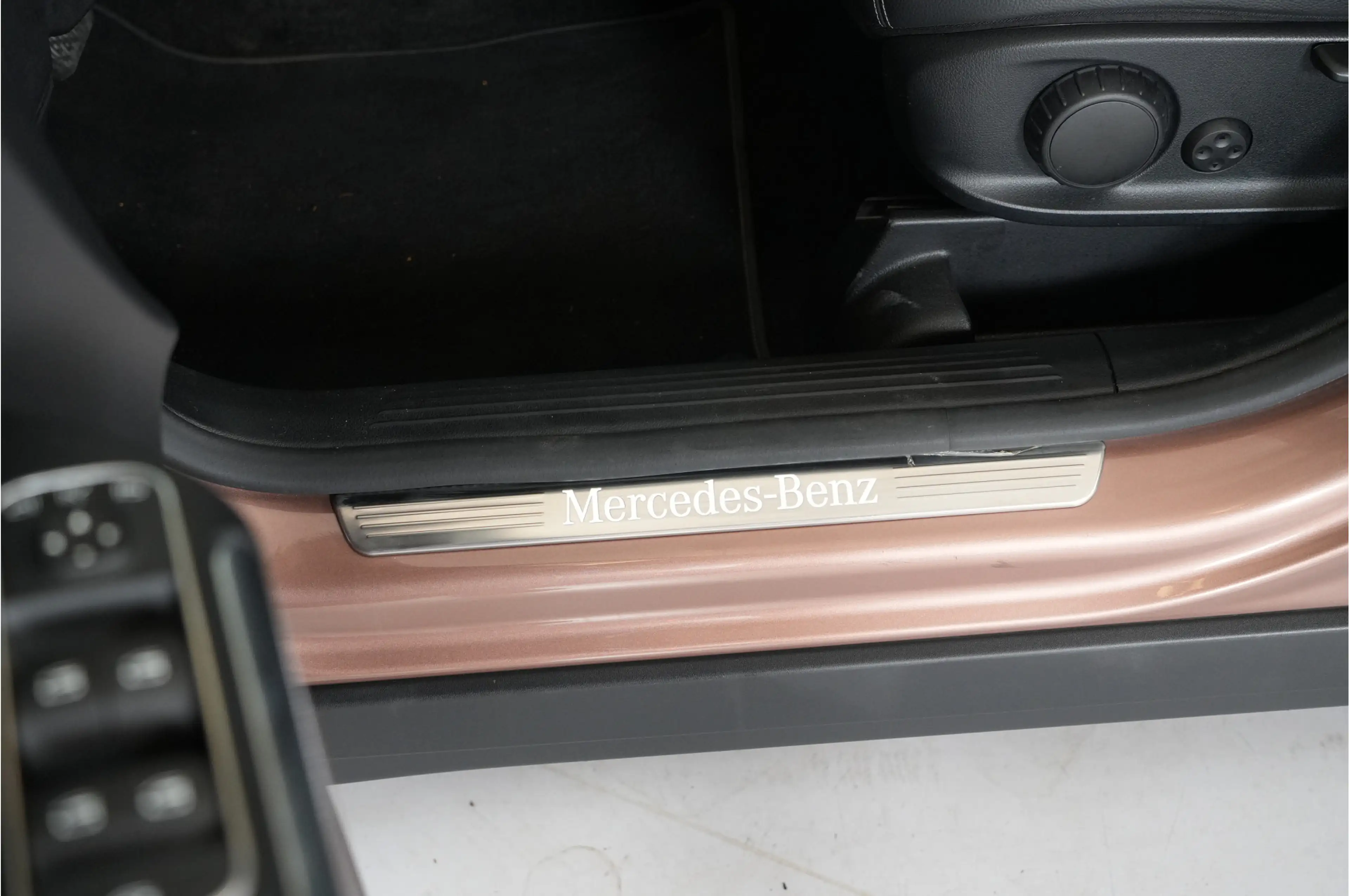Mercedes-Benz GLA 250 e AMG Line | Camera | Pano | Ambient | Digi dash | — photo 13