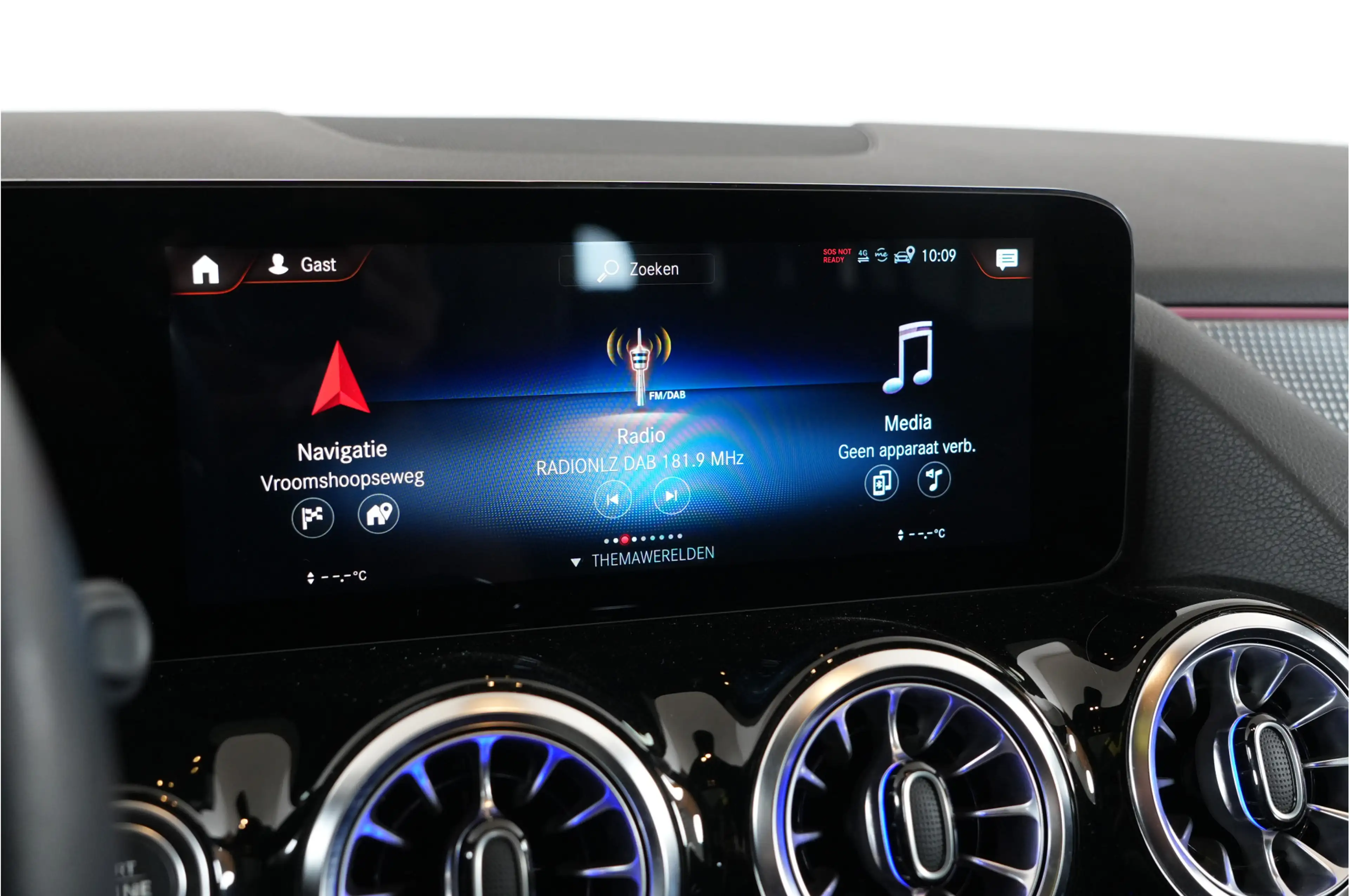 Mercedes-Benz GLA 250 e AMG Line | Camera | Pano | Ambient | Digi dash | — photo 23
