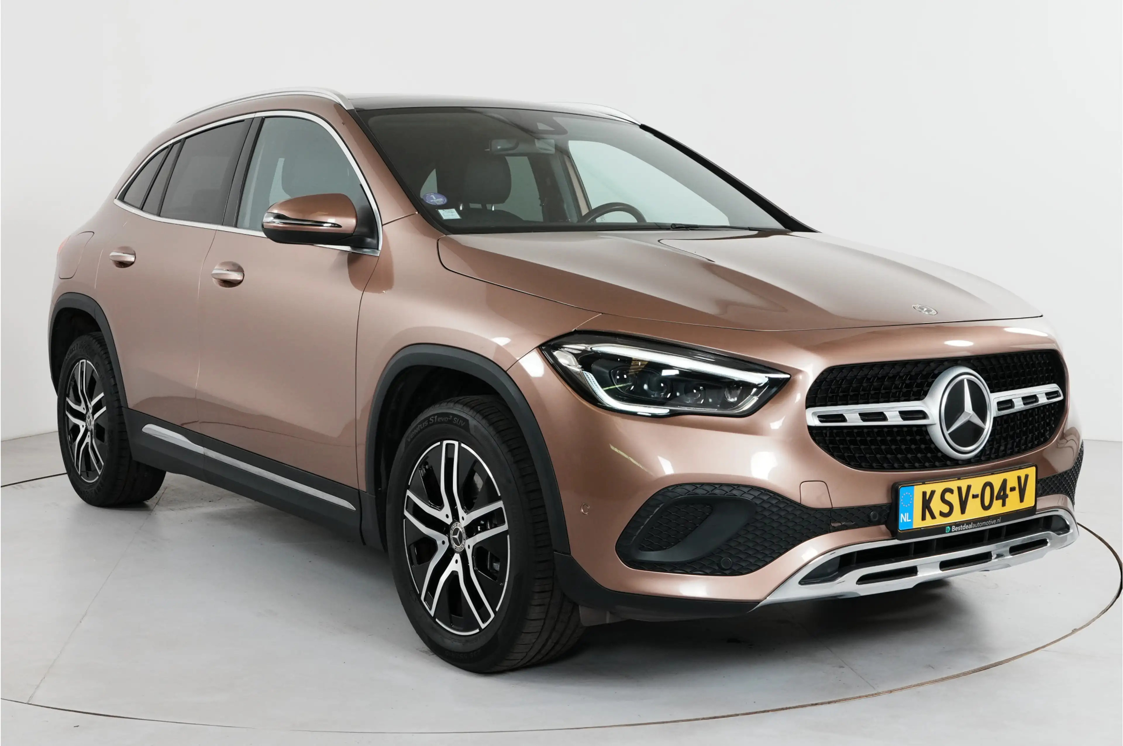 Mercedes-Benz GLA 250 e AMG Line | Camera | Pano | Ambient | Digi dash | — photo 3