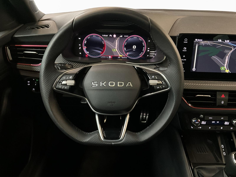 Skoda Scala Monte-Carlo+BVM+Led+Navi — photo 10