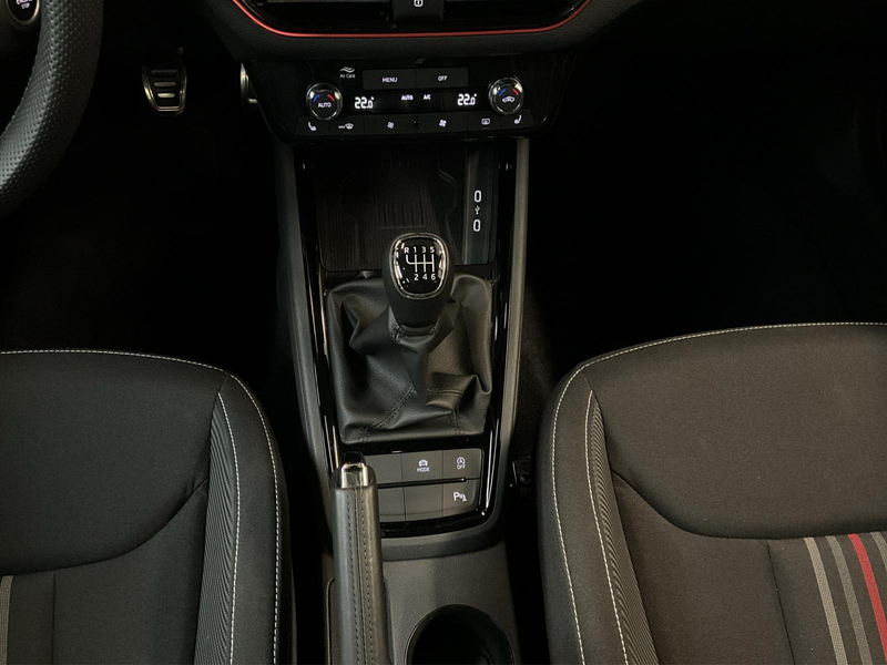 Skoda Scala Monte-Carlo+BVM+Led+Navi — photo 12