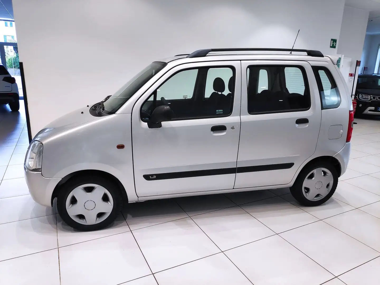 Suzuki Wagon R+ 1.3i 16V cat 4x4 GL*4x4 con CLIMA* Gri - 2