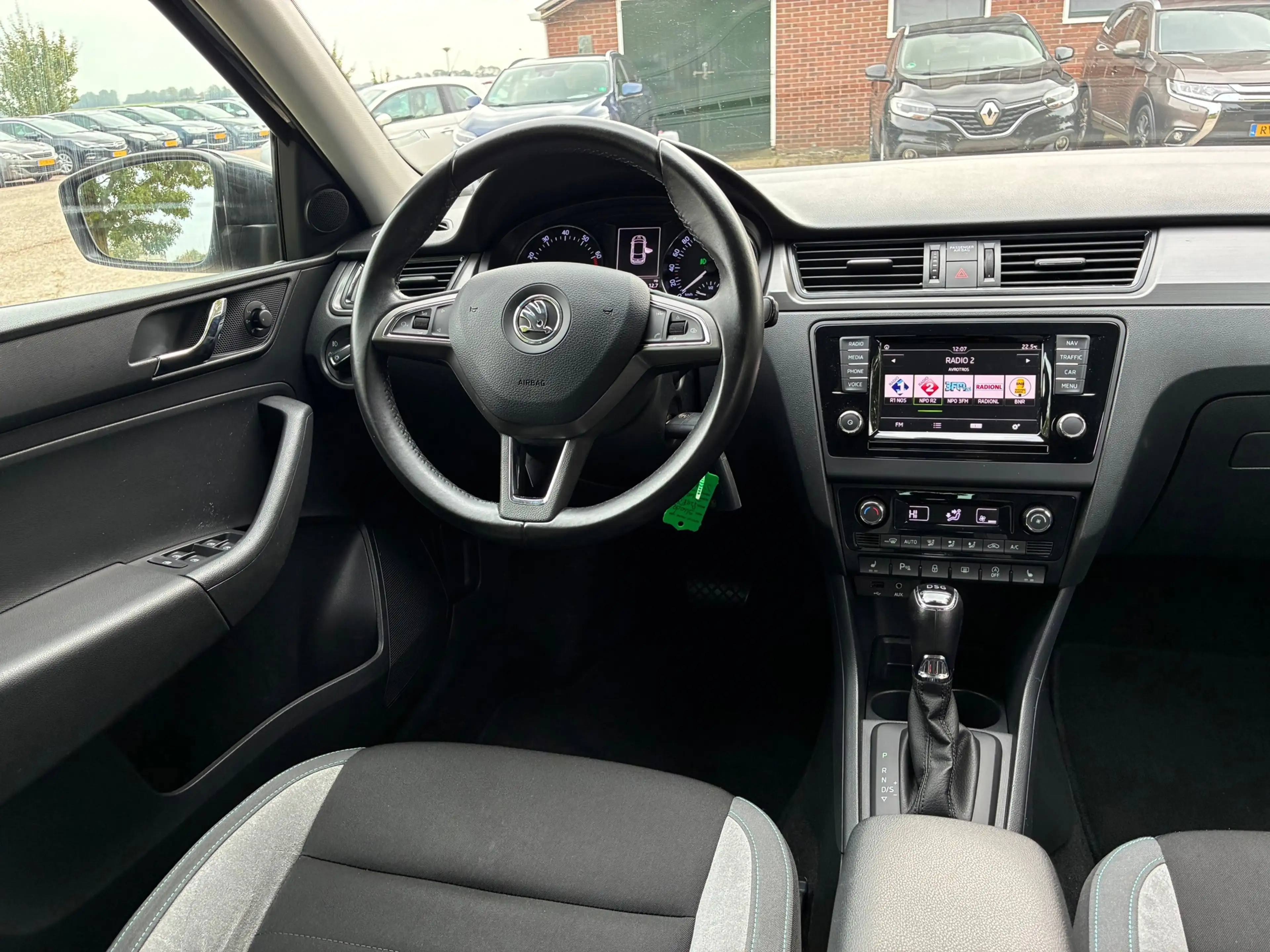 Skoda Rapid/Spaceback 1.2 TSI Automaat | 1e eigenaar | Navi + Clima + Cr — photo 3