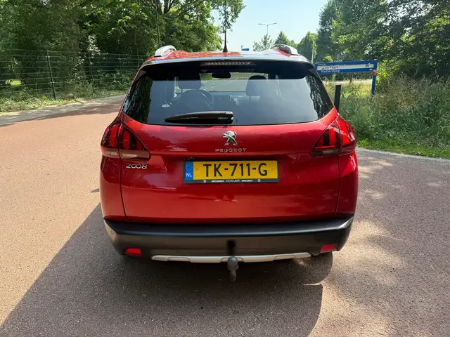 Peugeot 2008 view 5