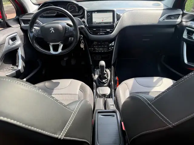 Peugeot 2008 view 13