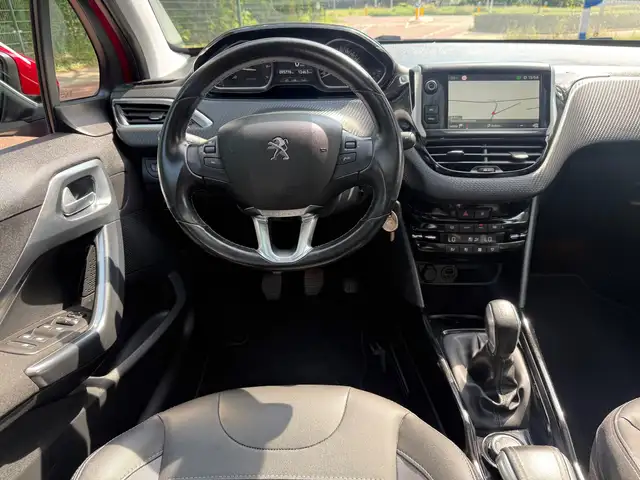Peugeot 2008 view 14