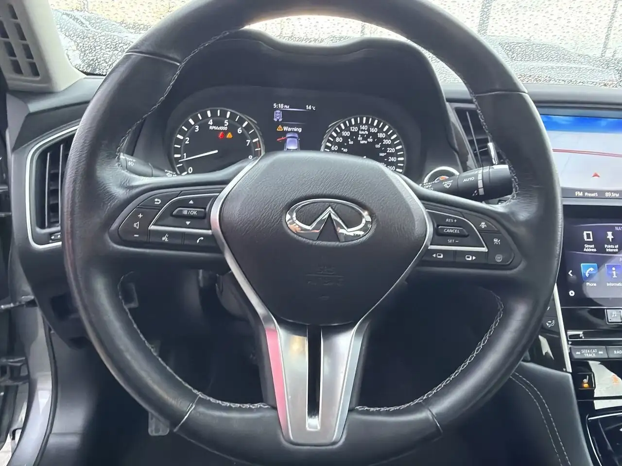 Infiniti Q50 снимка Infiniti Q50