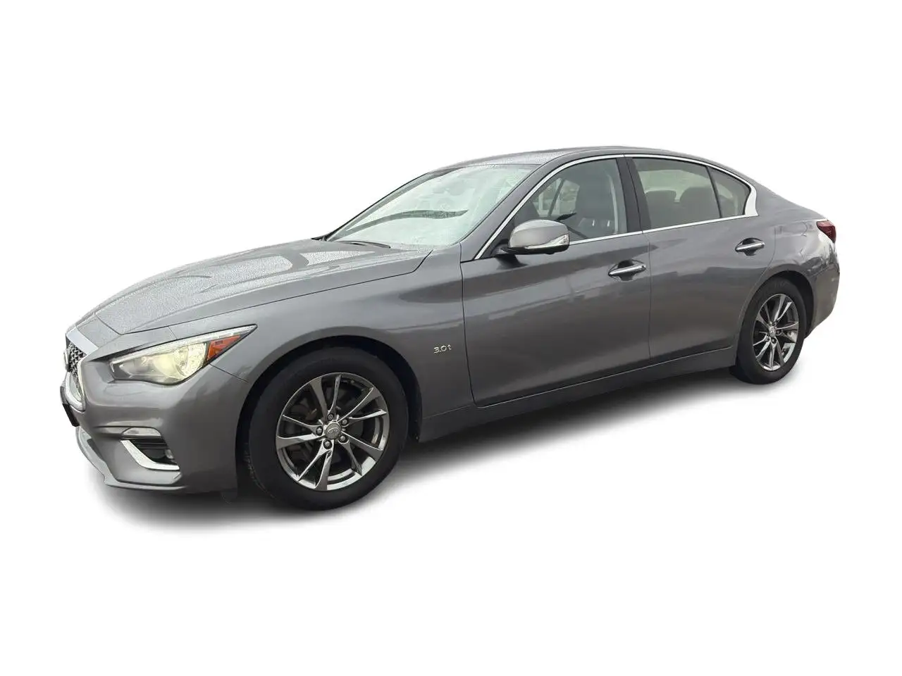 Infiniti Q50 снимка Infiniti Q50