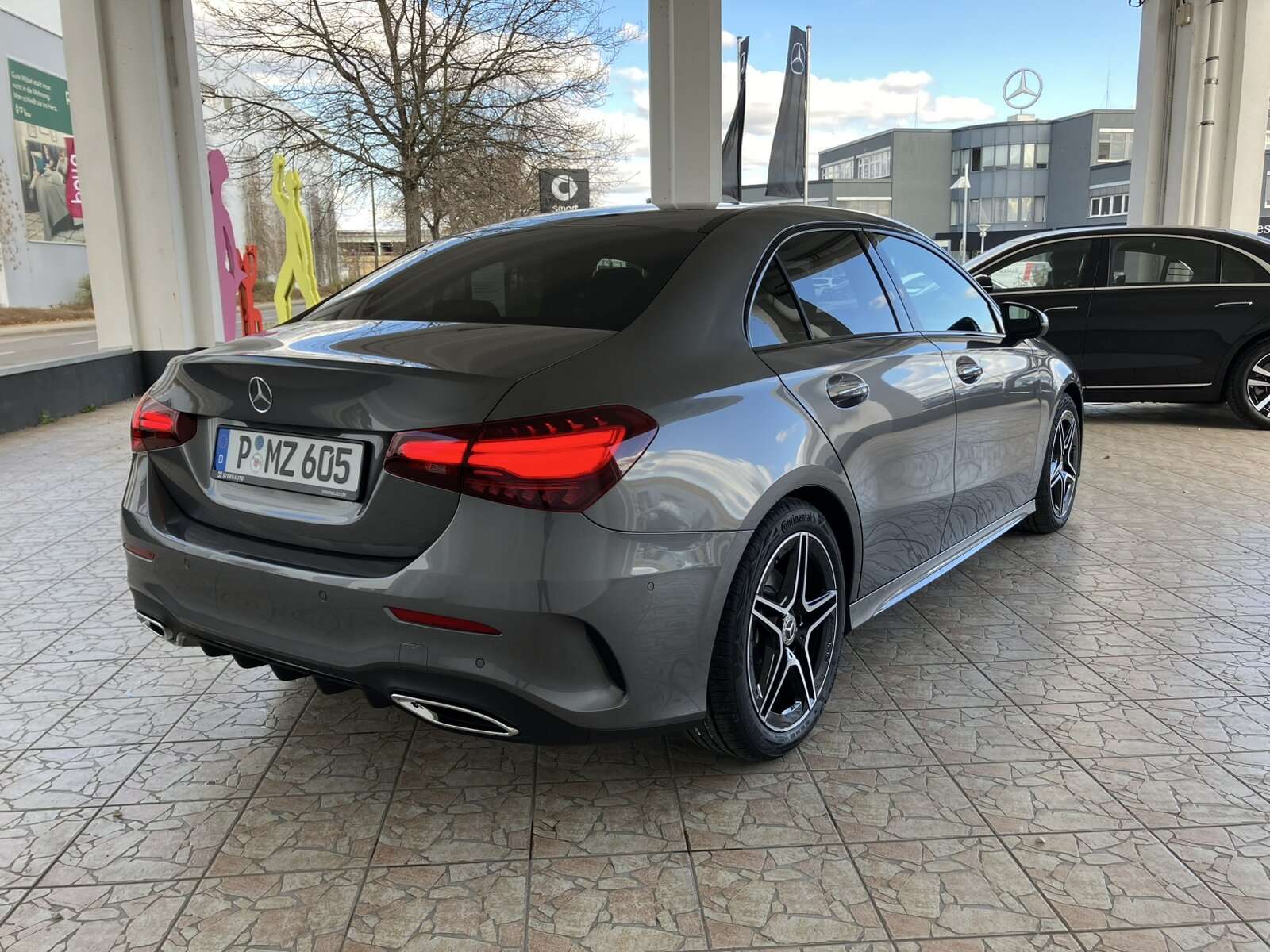 Mercedes-Benz A 220