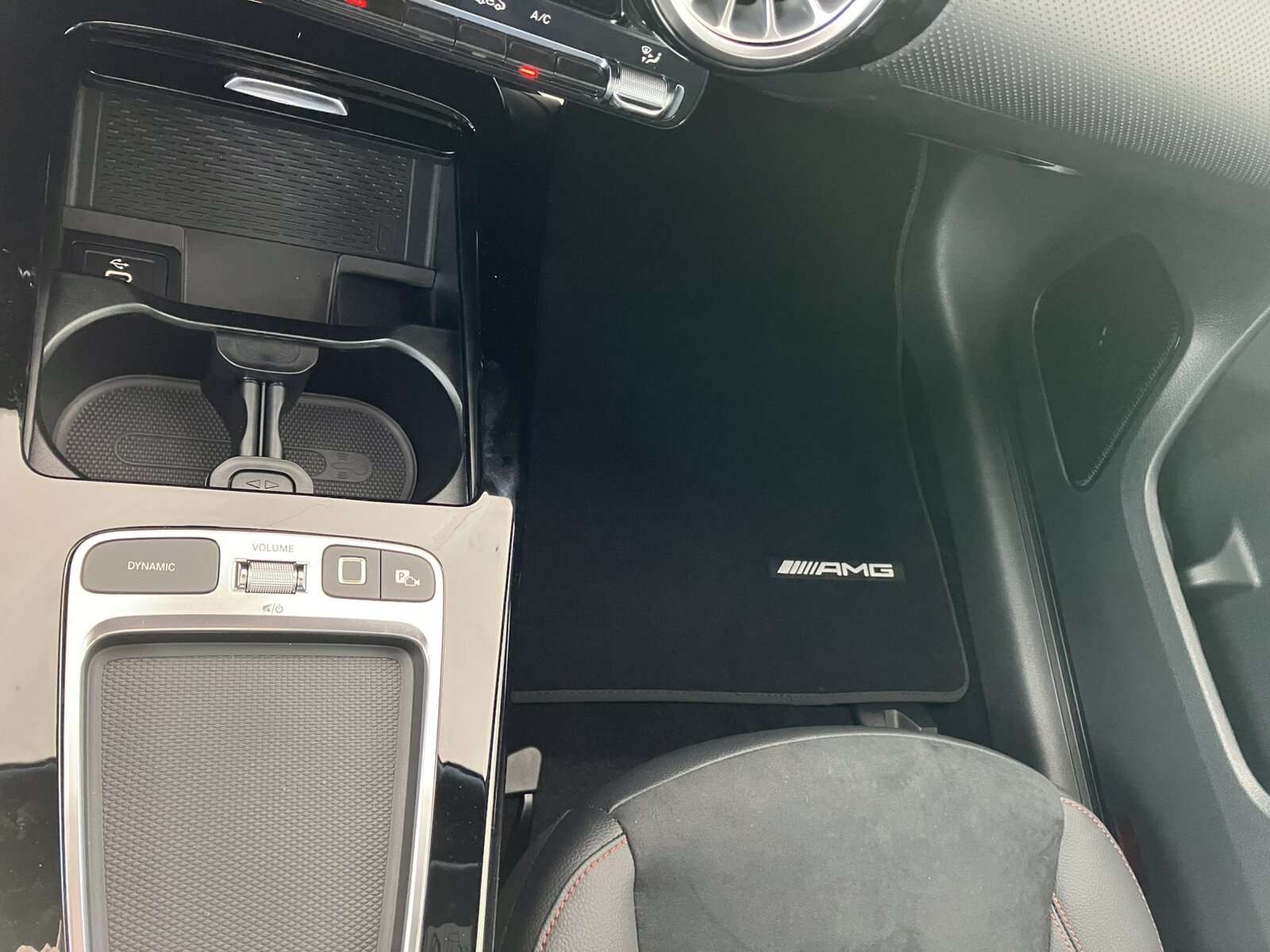 Mercedes-Benz A 220