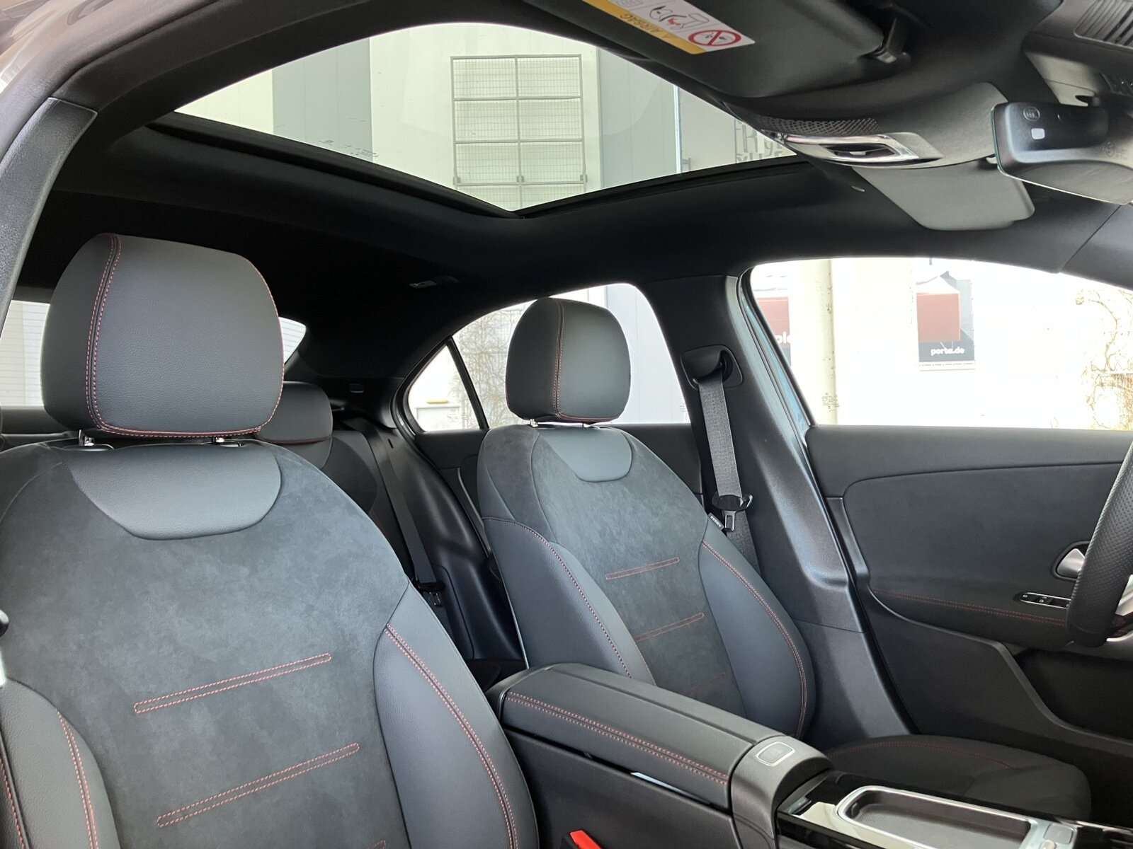 Mercedes-Benz A 220