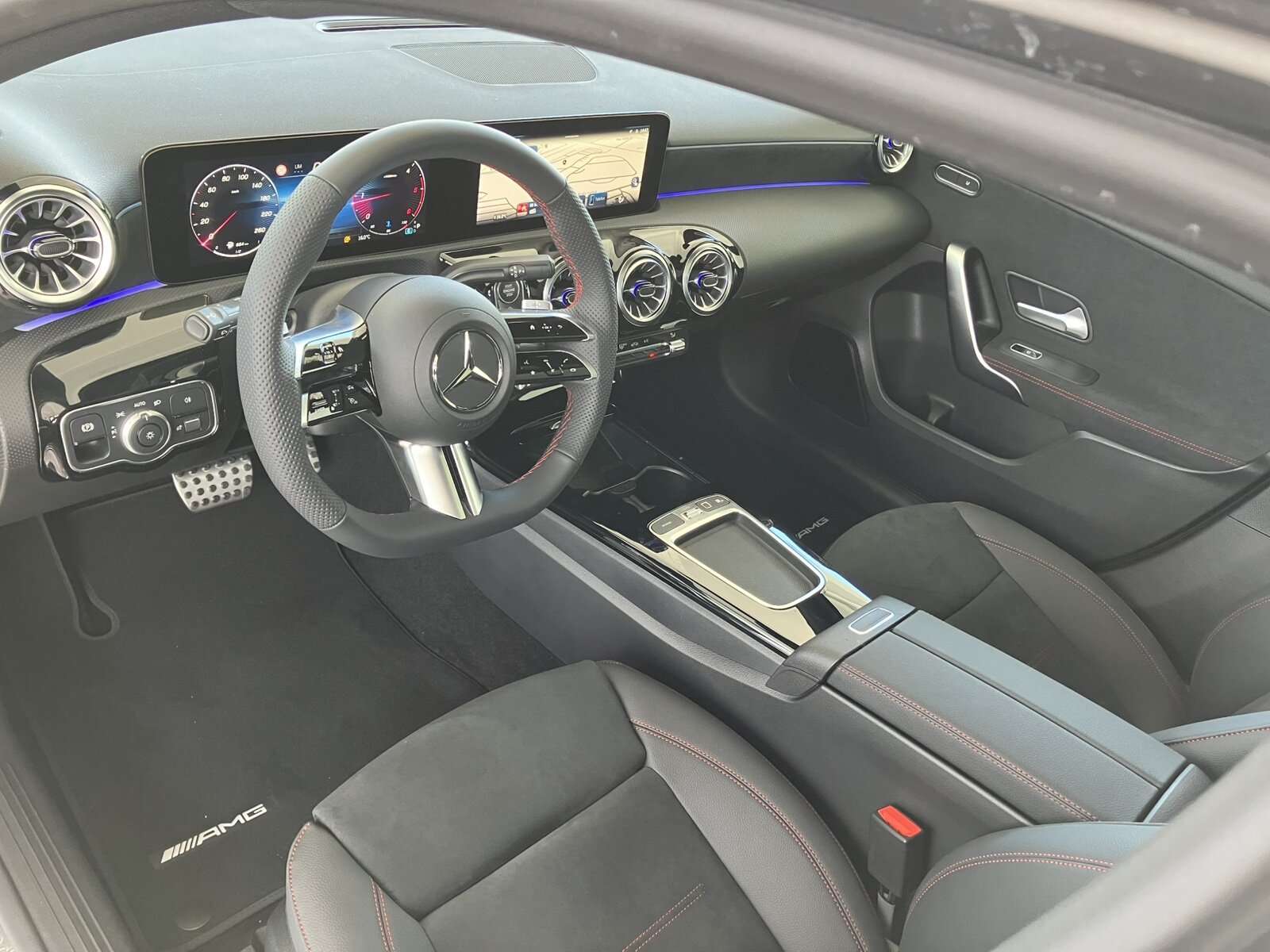 Mercedes-Benz A 220