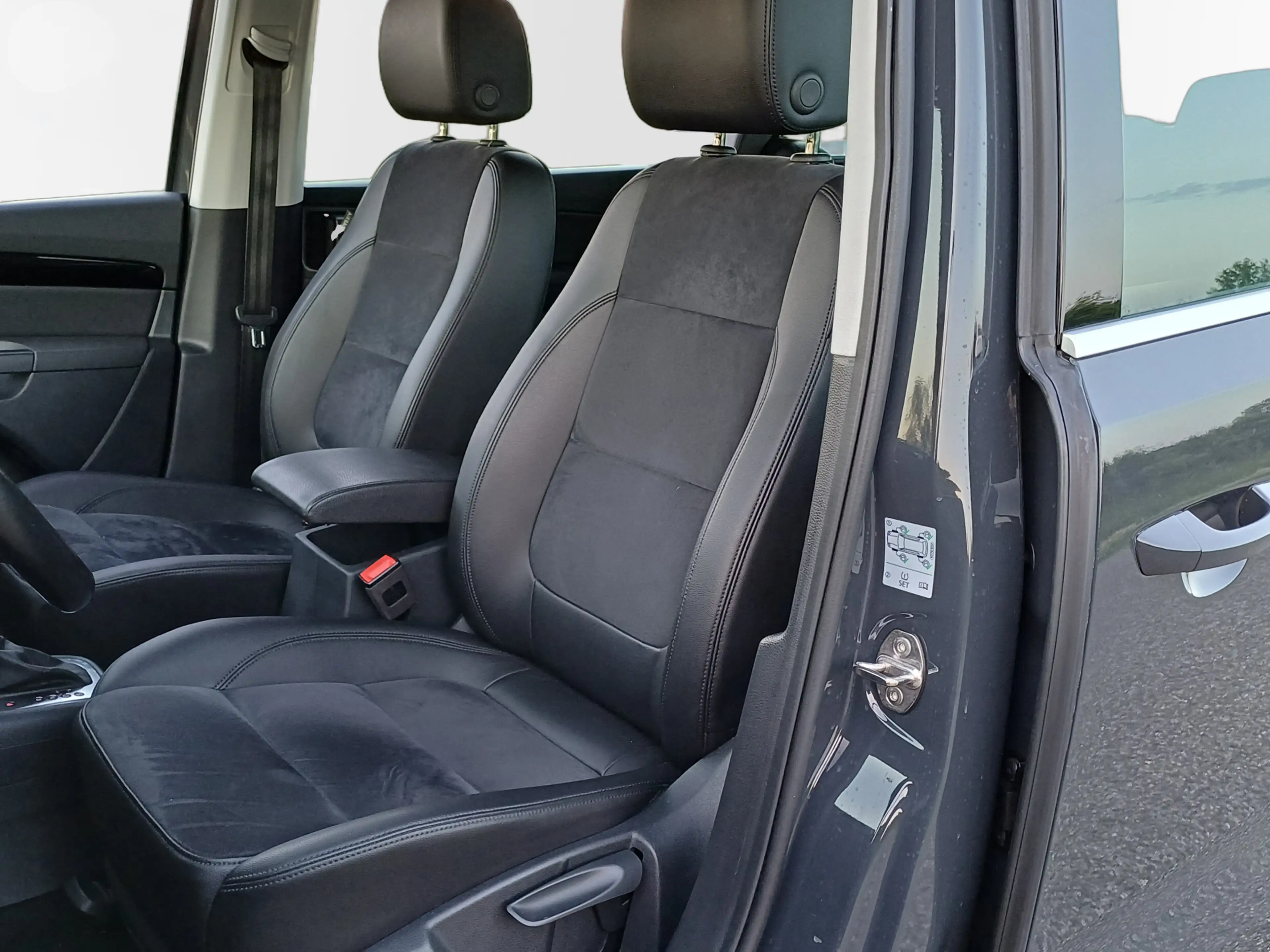 Volkswagen Sharan 1.4 TSI Exclusive Series 7-Pers. /Keurig onderhoud — photo 2