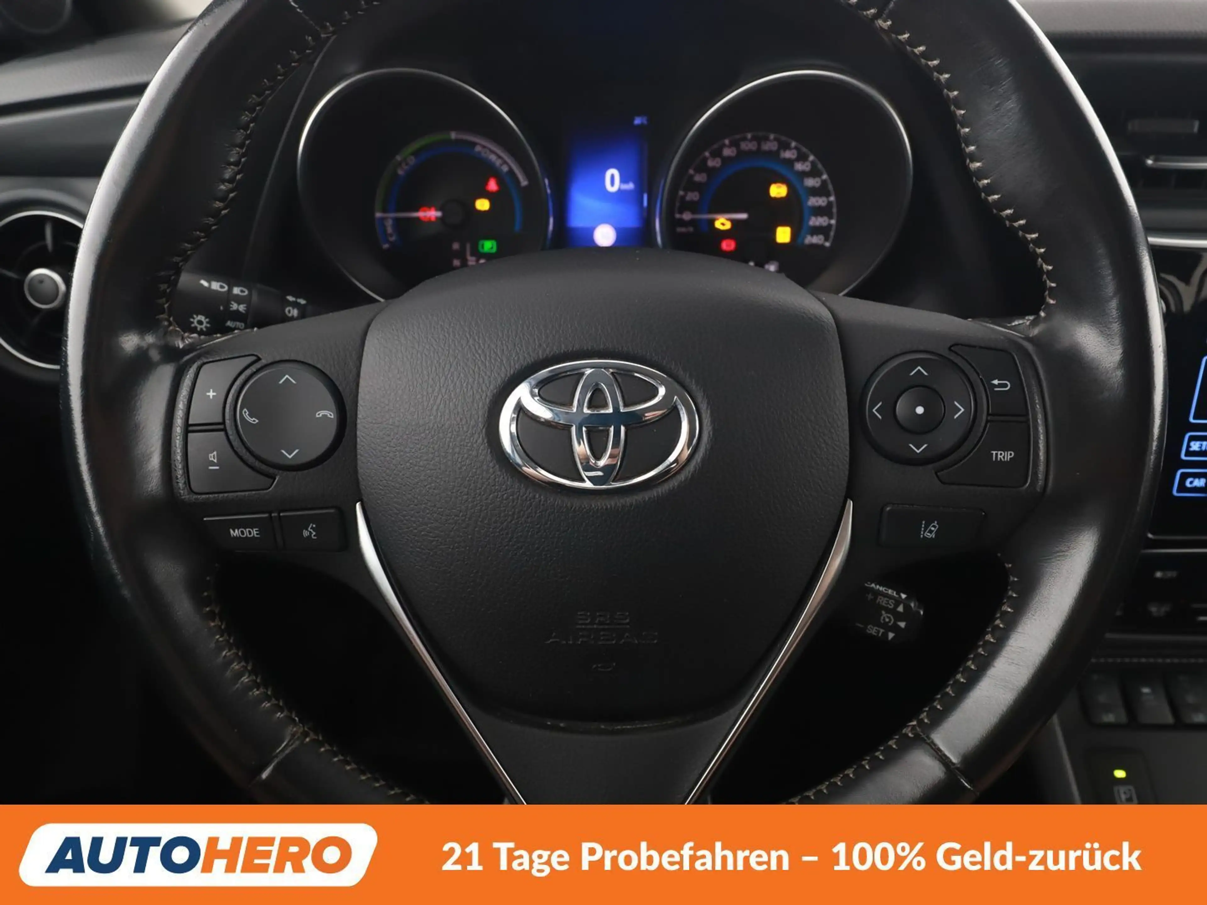 Toyota Auris 1.8 Hybrid Active — photo 19