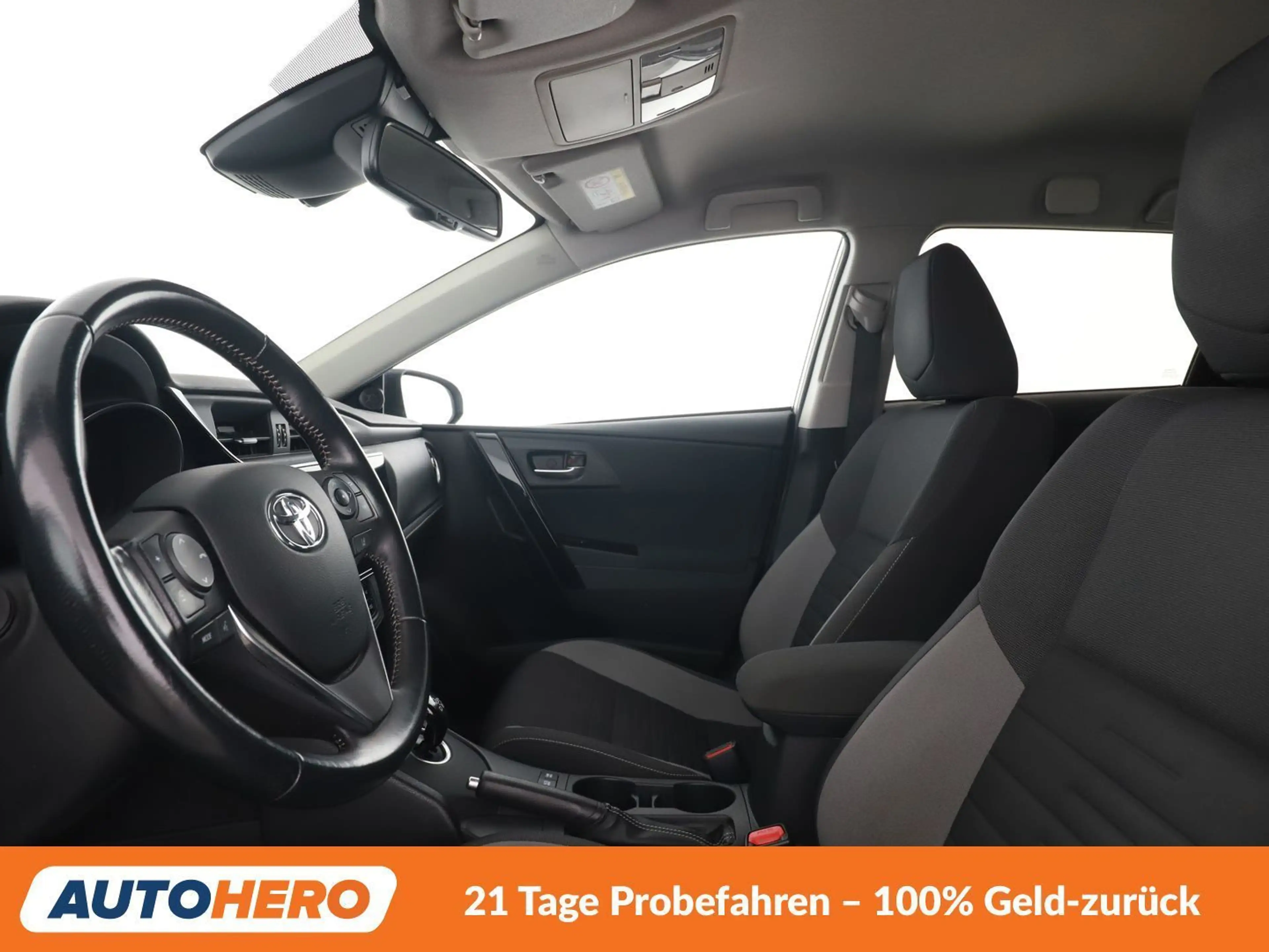 Toyota Auris 1.8 Hybrid Active — photo 10