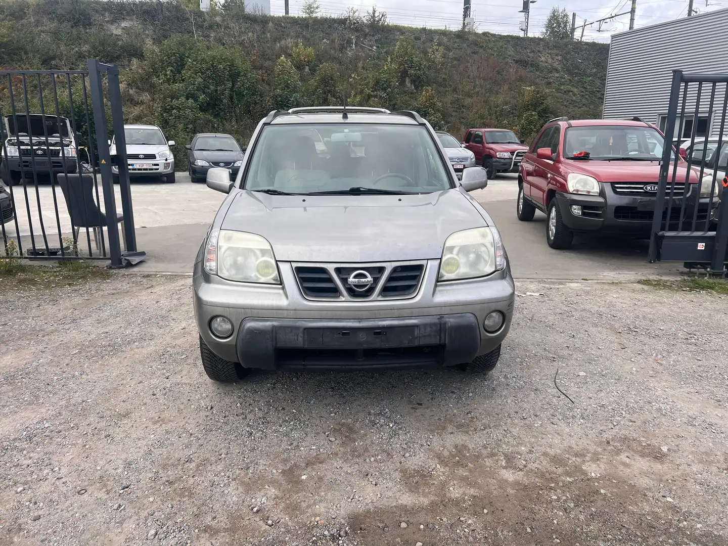 Nissan X-Trail 2.0i 16v Elegance A/T Beige - 1