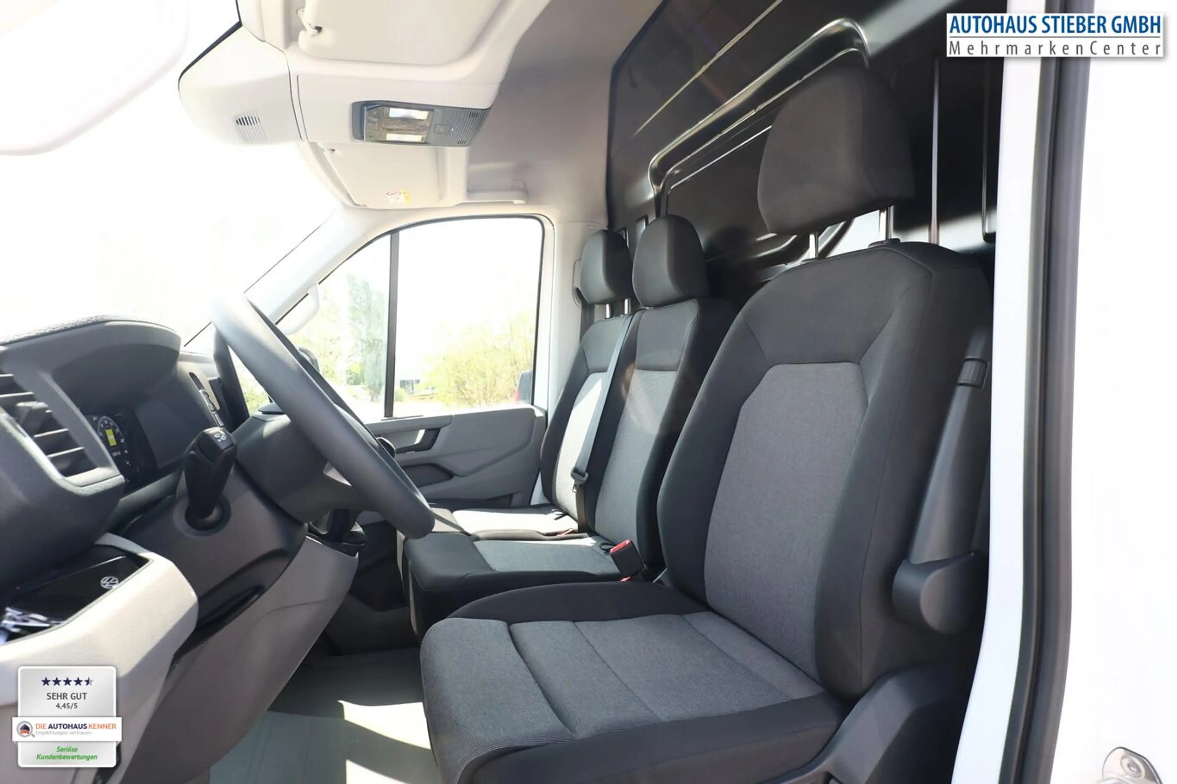 Volkswagen Crafter 35 L4H3 3S Temp Kam AppCo 2xPDC Res.rad 103 kW ... — photo 6