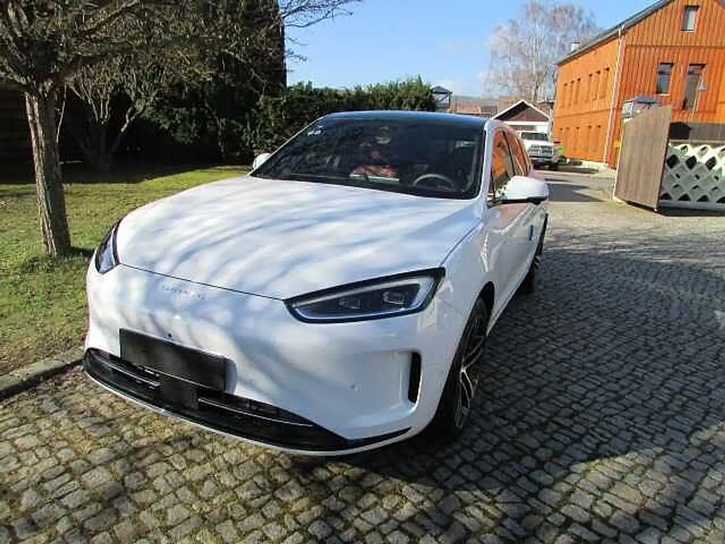 Seres Seres 3 5 EV  530 km Ultimate High Performance Executive L Weiß - 1