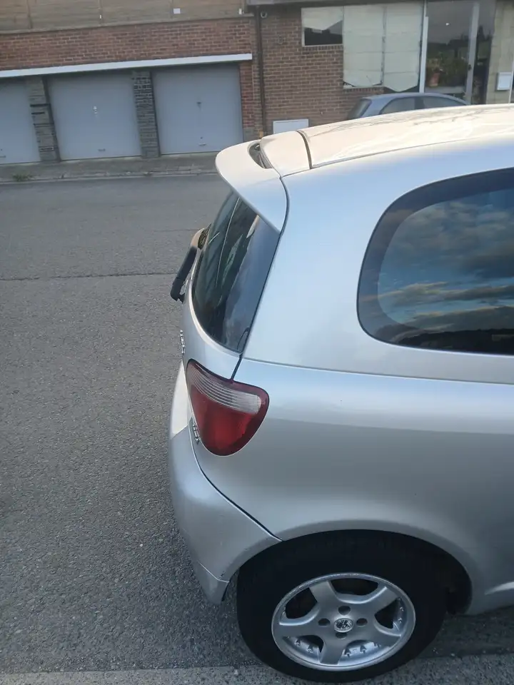 Toyota Yaris 1.0i VVT-i 16v Linea Luna, foto 8