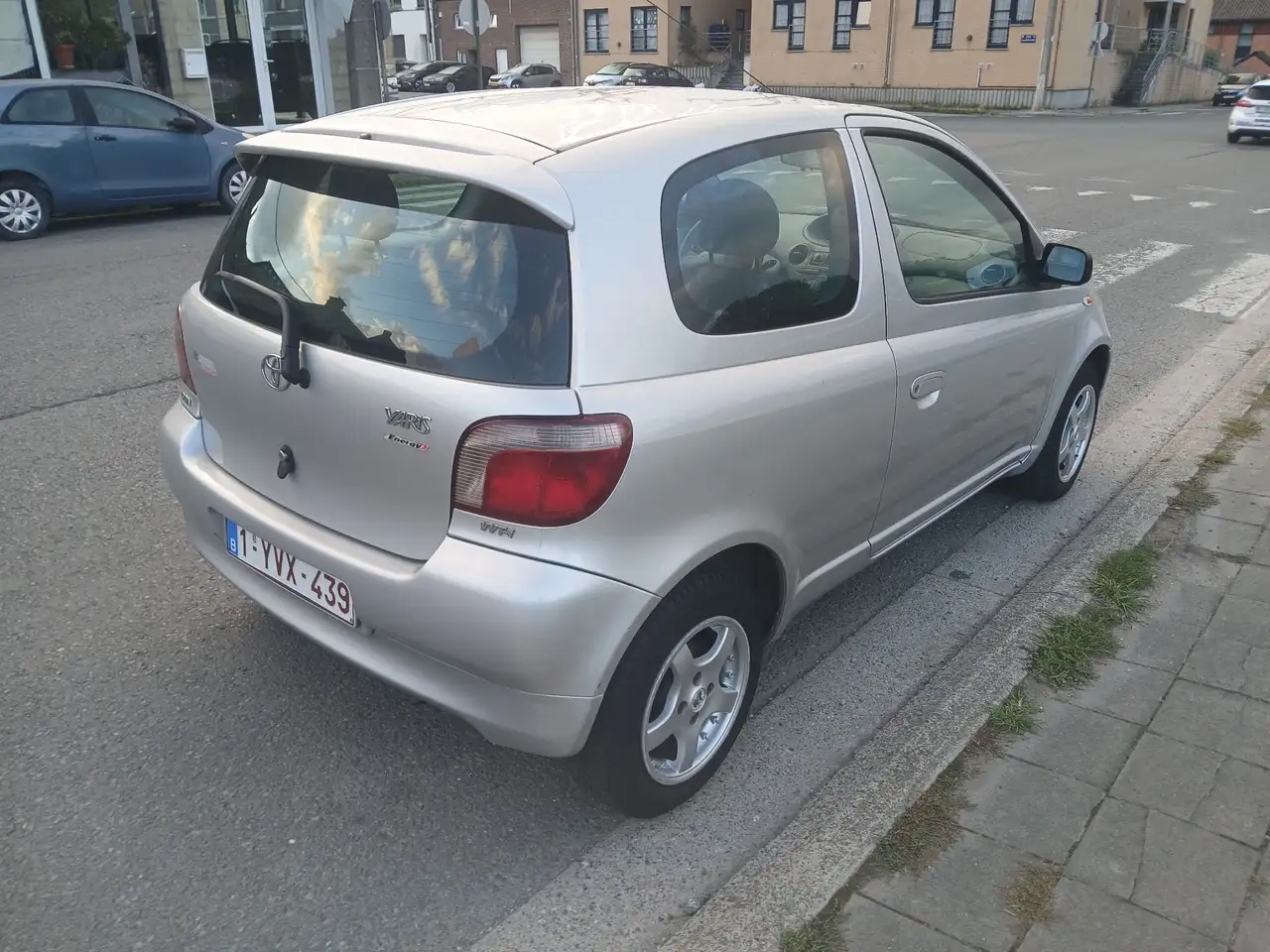 Toyota Yaris 1.0i VVT-i 16v Linea Luna, foto 3