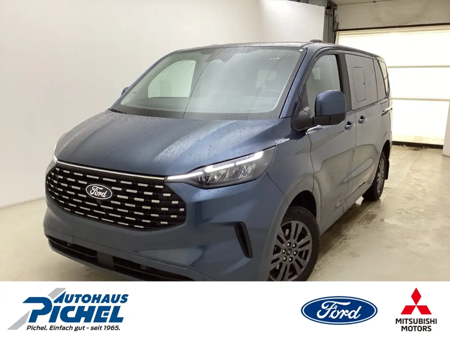 Ford Tourneo Custom Bus 320 L1 Titanium AWD ACC+TWA+AHK+TECHNO-PAKET Blauw - 1