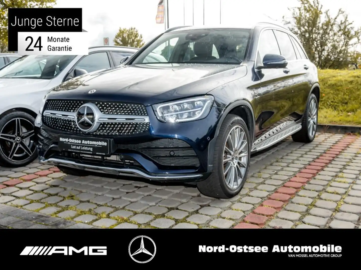 Mercedes-Benz GLC 300 e 4M AMG PANO PARKPAKET BURMESTER LED 9G Blau - 1